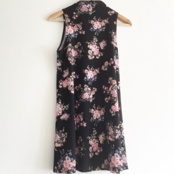 Pink Rose Floral Dress Medium - Picture 2 of 4